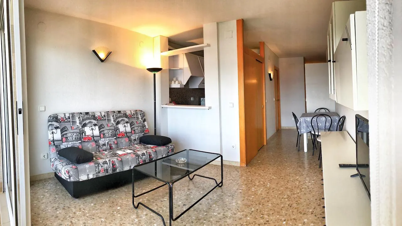 Rentalmar Paradis 살루 아파트